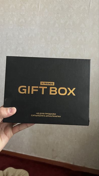 Продаю калонку с микрофоном Подарочный бокс