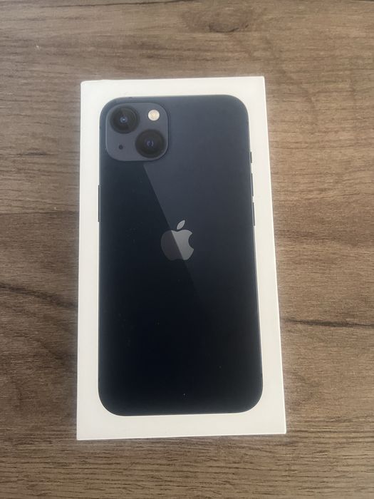IPhone 13 128GB чист iCloud