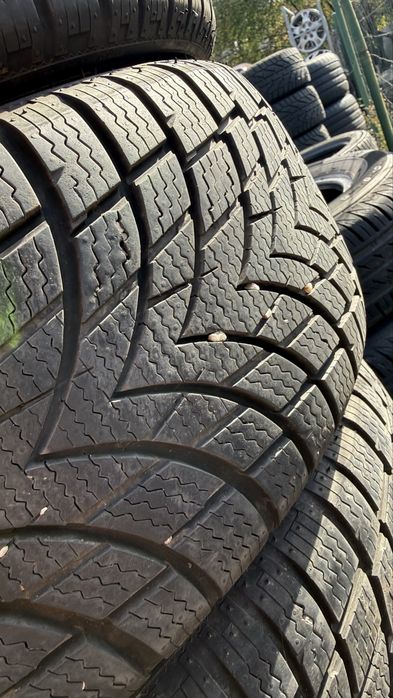 Зимни гуми 195х50х15 МОМО