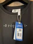 De vanzare bustiera marca Adidas
