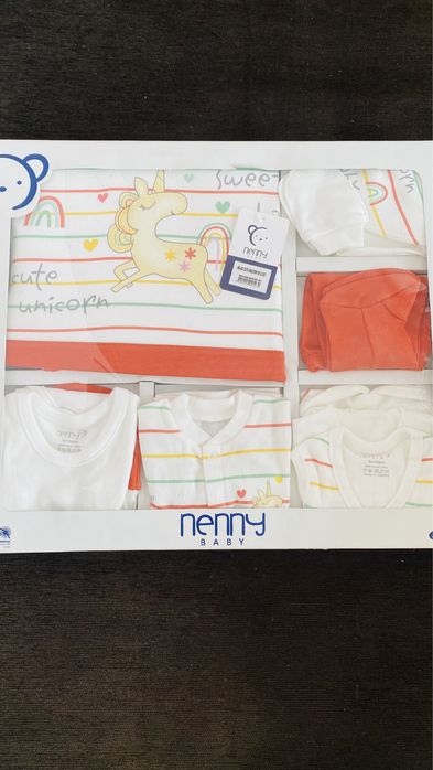 Чисто нов бебешки комплект 10ч