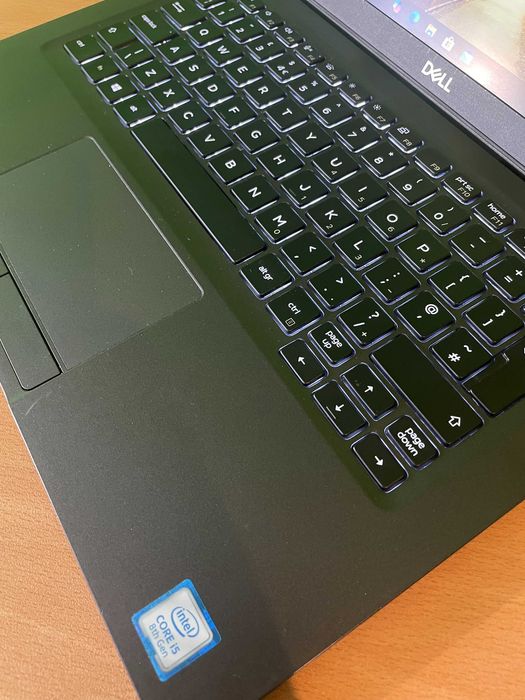 Dell 5300 - 13.3”IPS Touchscreen, 16GB RAM, i5-8265u, 512GB NVMe SSD