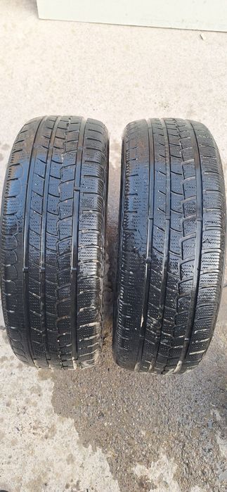 Продаётся пара зимних баллонов