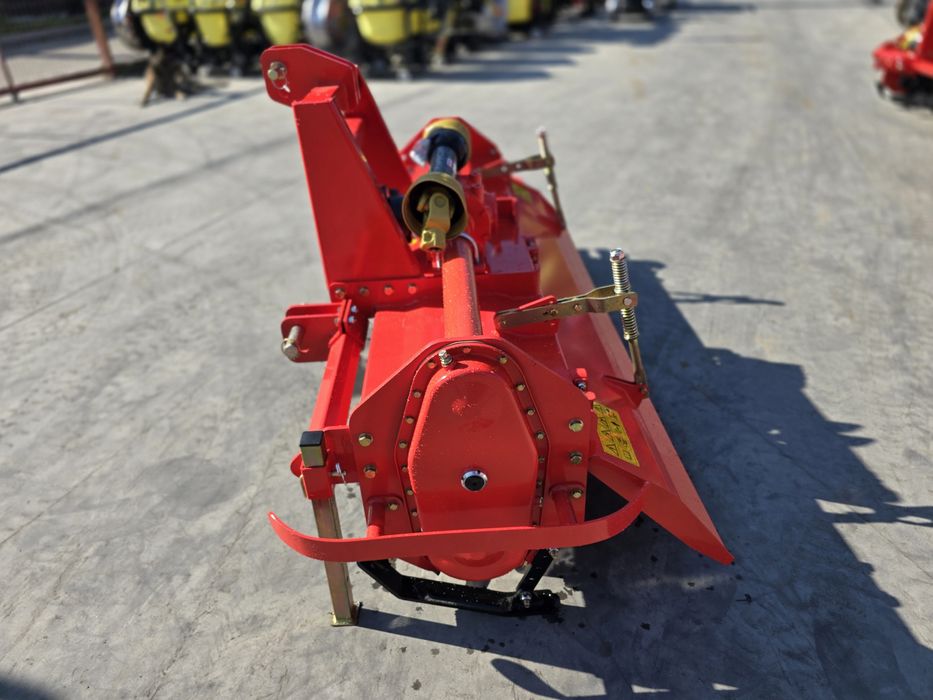 Freza de pământ agricola 2m masa de lucru Noua