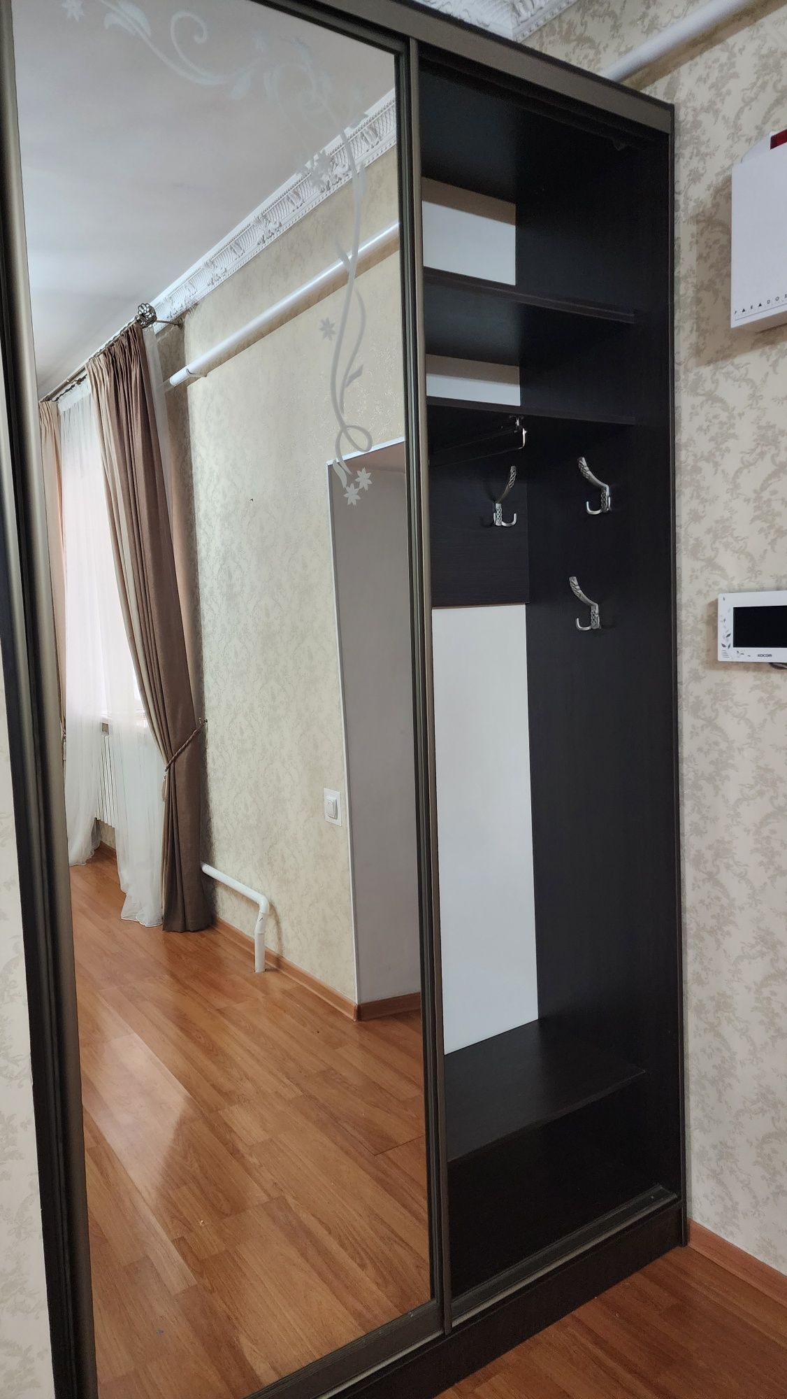 Шкаф в прихожую недорого