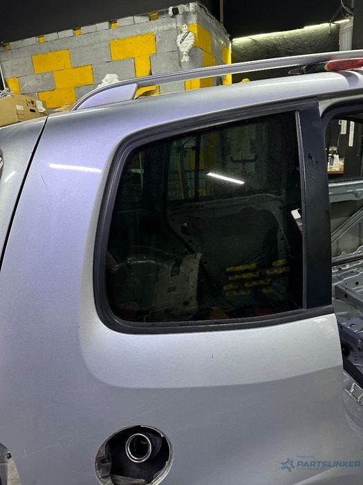 Geam lateral spate dreapta VOLKSWAGEN TOURAN 1T3 2010 - 2015 TDI CFHC FUYAO GLASS 43R-001667