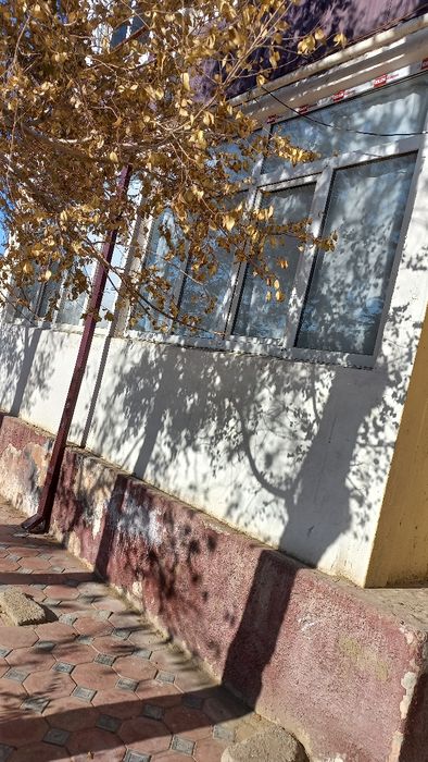 2 xonalik uy tez va arzon sotiladi