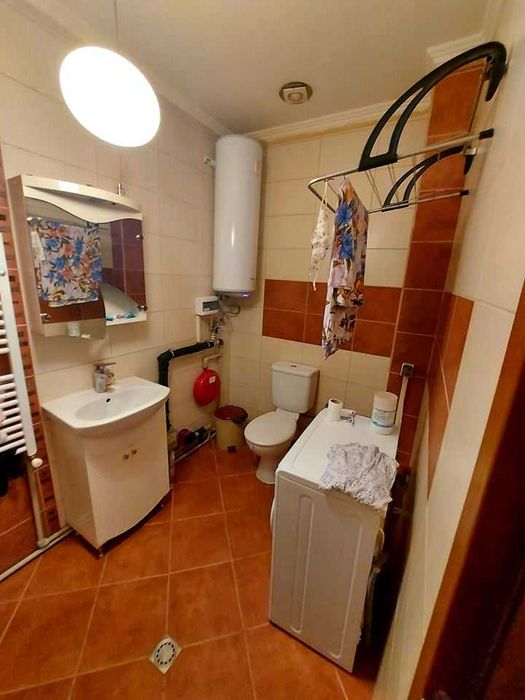 Дава се под наем Едностаен апартамент в Бургас, Сарафово - 40 кв.м за 63.75 € - Снимка #2