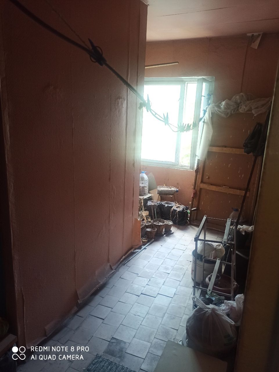 Продаётся квартира в Сергели 7, 2х комнатная, 4-этаж, лифтовой .