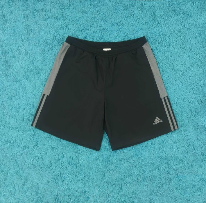 Pantaloni scurti Adidas - stripes grey