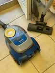 Прахосмукачка Philips 2000 series