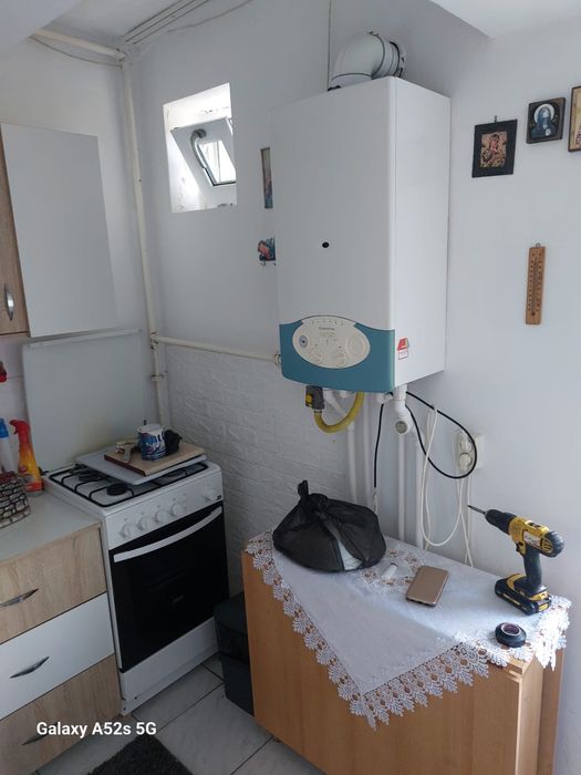 Apartament cu o camera disponibil acum!