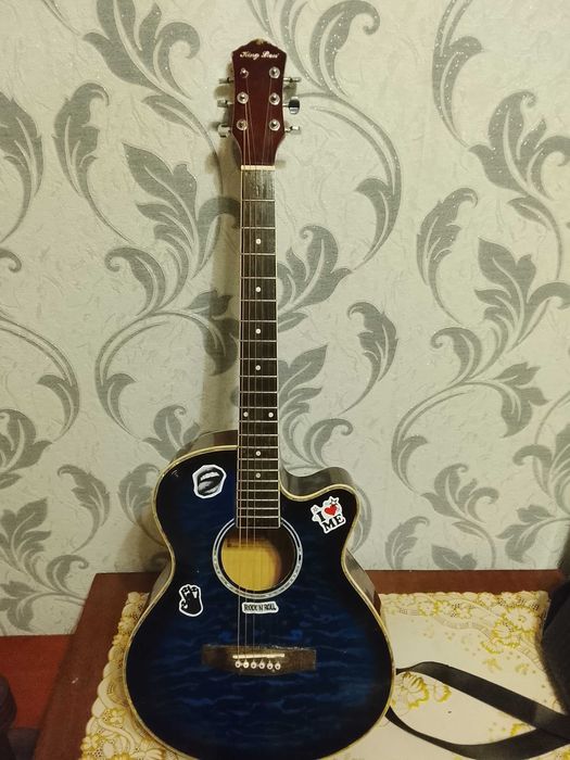 Гитара акустическая