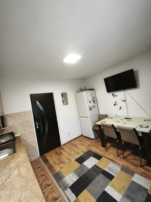 Închiriez apartament 2 camere – complet utilat, ideal pentru familie