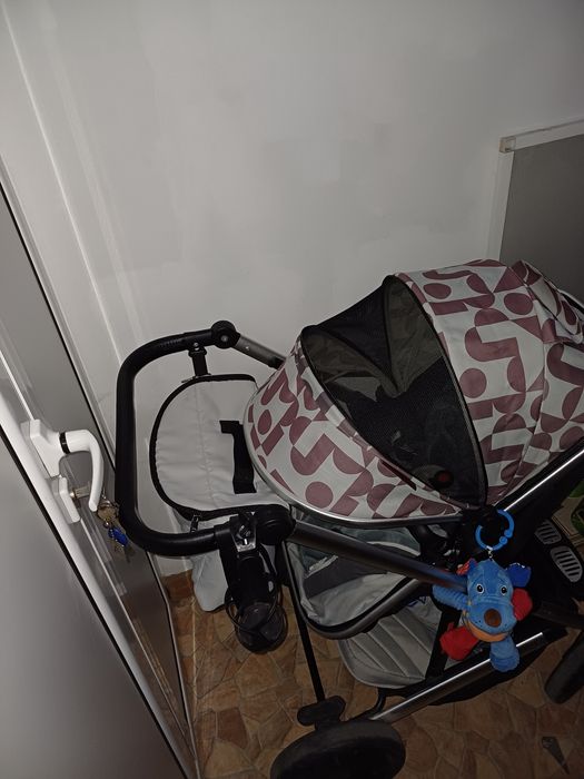 Бебешка количка 2&1