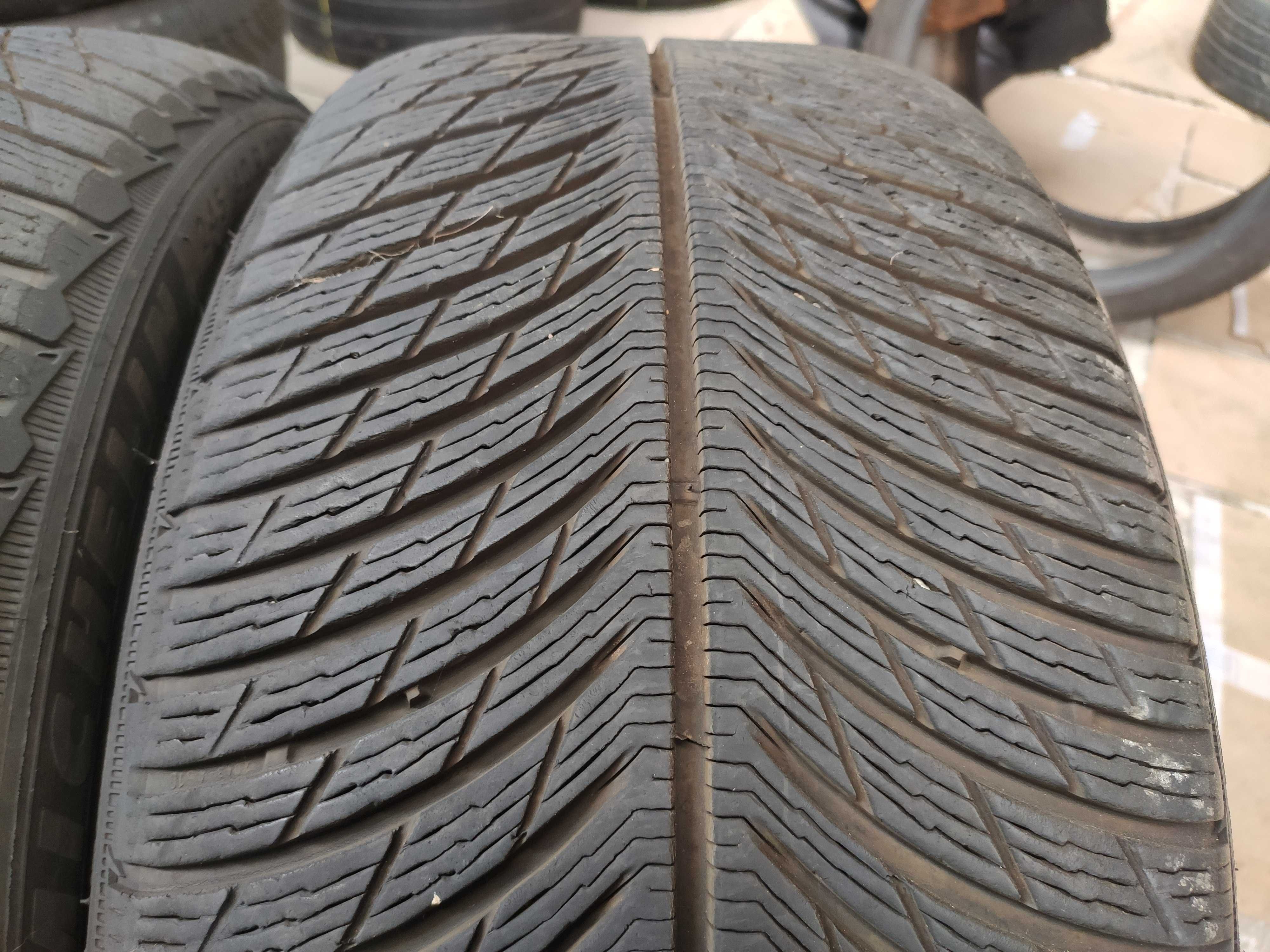 2бр Зимни гуми 245 40 20 - Michelin - DOT 2023