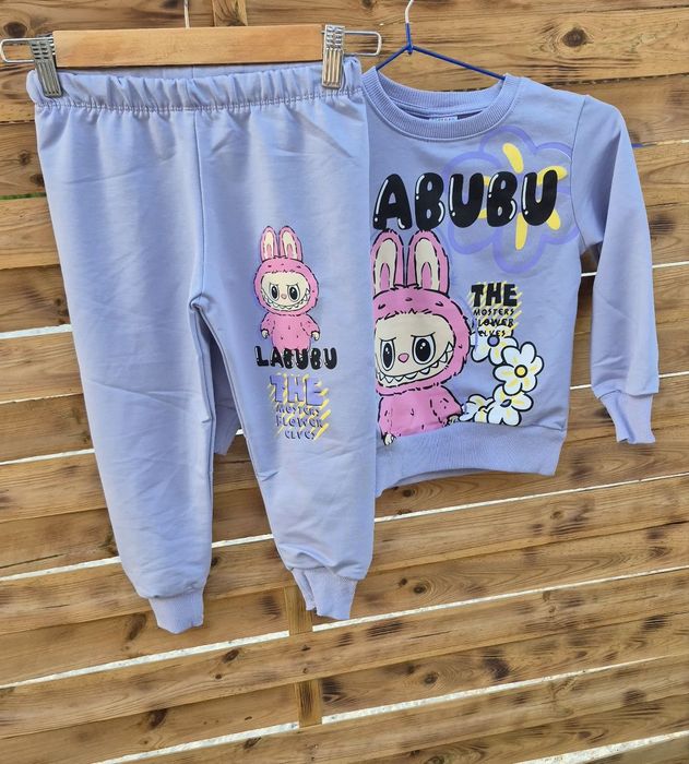 Compleu fetite Labubu