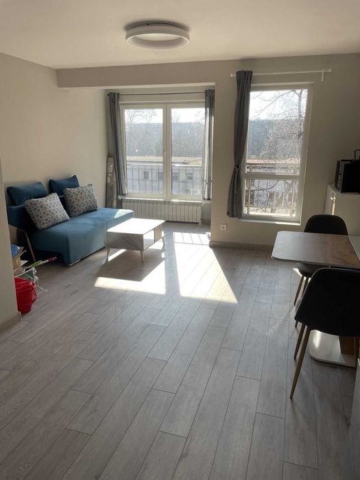 Дава се под наем Тристаен апартамент в София, Оборище - 83 кв.м за 750 € - Снимка #1