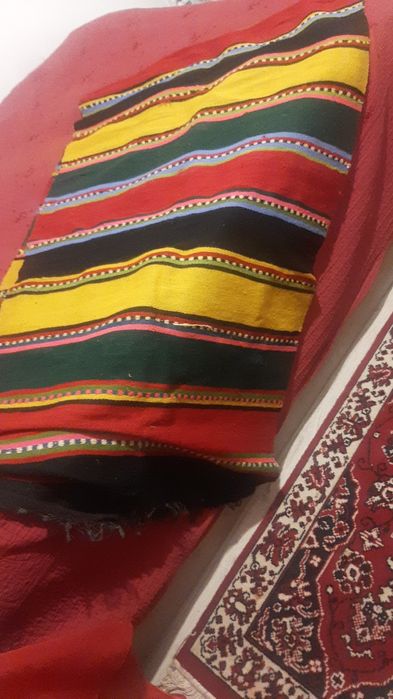 cuverturi lana tesute  Nefolosite