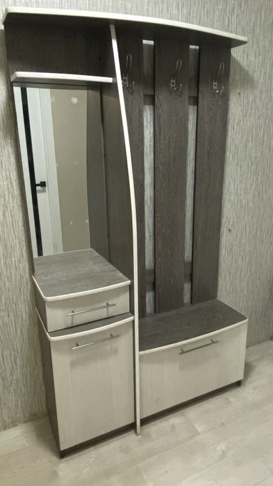 Продам прихожую, в отличном состоянии