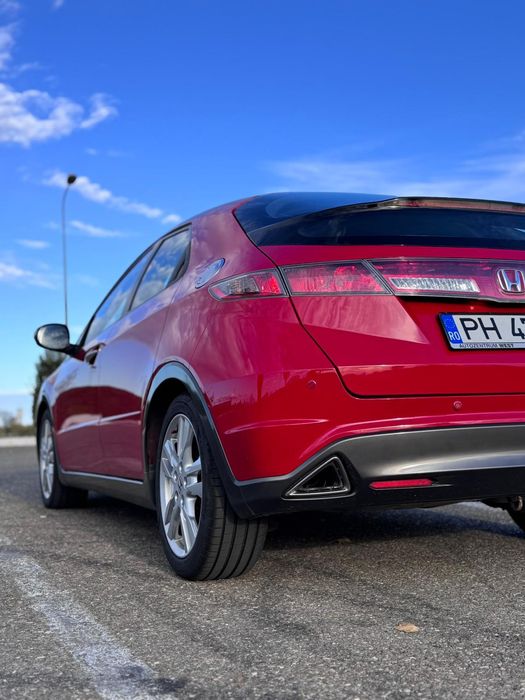 Honda Civic VIII 1.8 140 CP