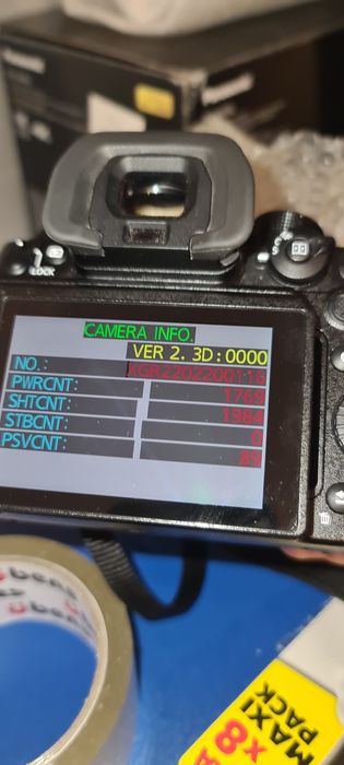 Panasonic Body GH6, 3 baterii