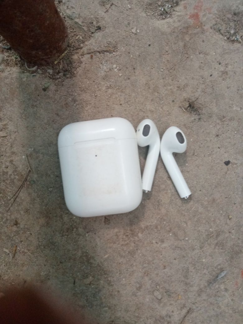 Airpods 2  или 3