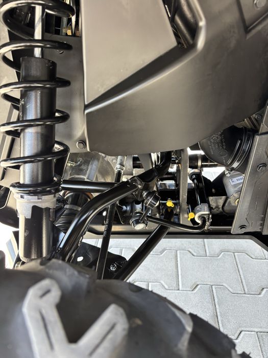 Can am outlander 1000r fara abs ! 750 km 13350 € + tva