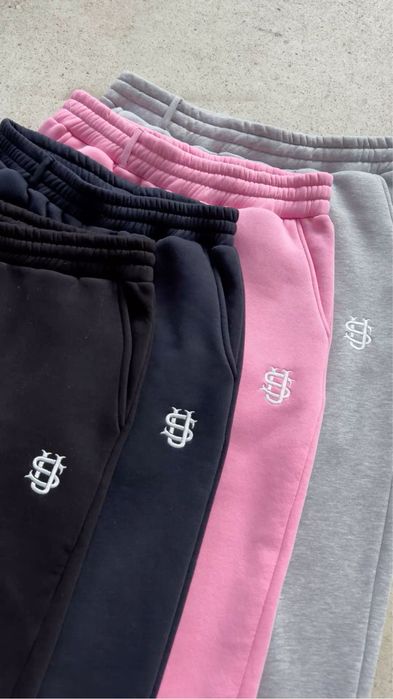 Suvene flared tracksuit (комплект анцуг и горница)