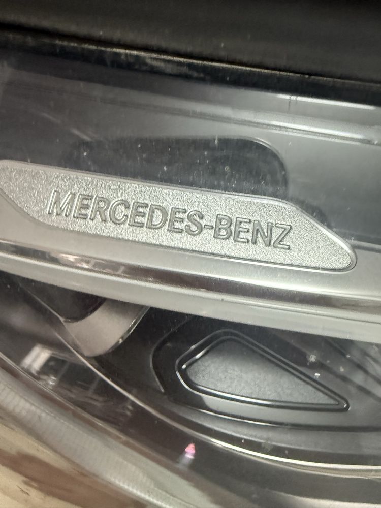 Десен фар Mercedes GLC, Мерцедес ГЛЦ LED ЛЕД