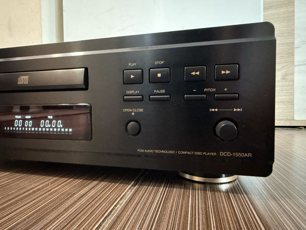 Denon DCD-1550ar Качествен CD player