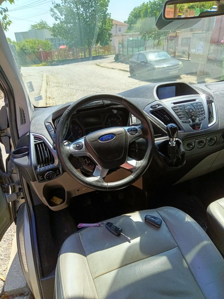 Ford Torneo Custom