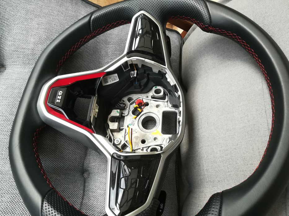 Волан голф 8 gti. . Оригинален.