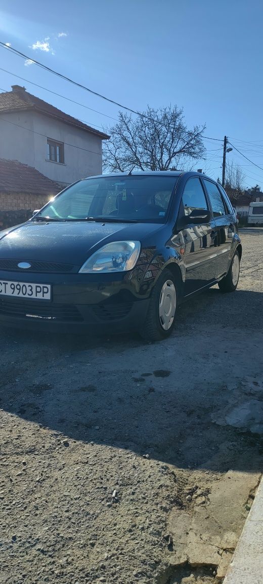 Ford fiesta 1.3 gaz.