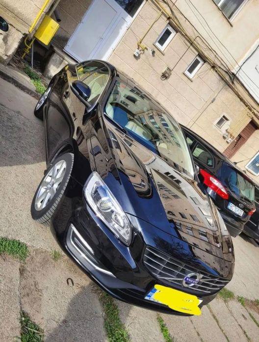 Volvo S60 Vând Volvo S60 T3 Inscription, fabricat în Suedia, anul 2018, luna 11,