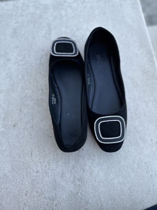 Pantofi eleganti din piele sintetica