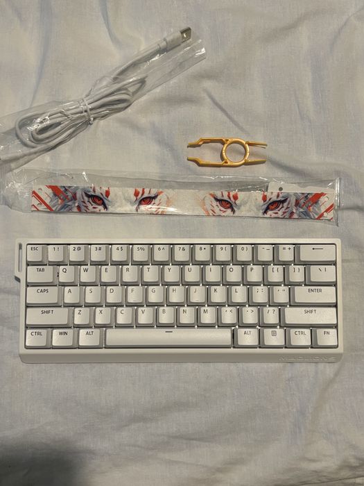 MAD 60 HE White Basic клавиатура