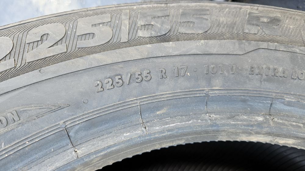 Гуми 225 55 17 семперит
