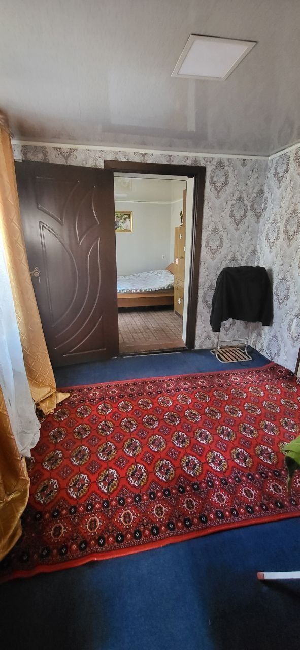 Продаётся участок с домом 4,5сотки. Фасад 28 метров. Ул. Кумарык