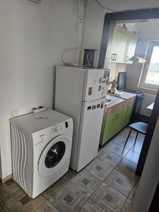 Vand apartament cu doua camere in Orasul Titu