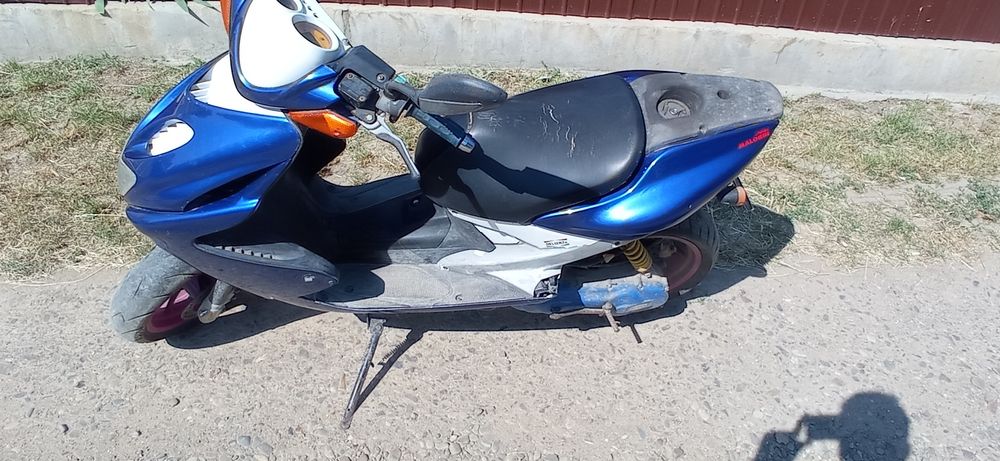 Vând scuter 125cc