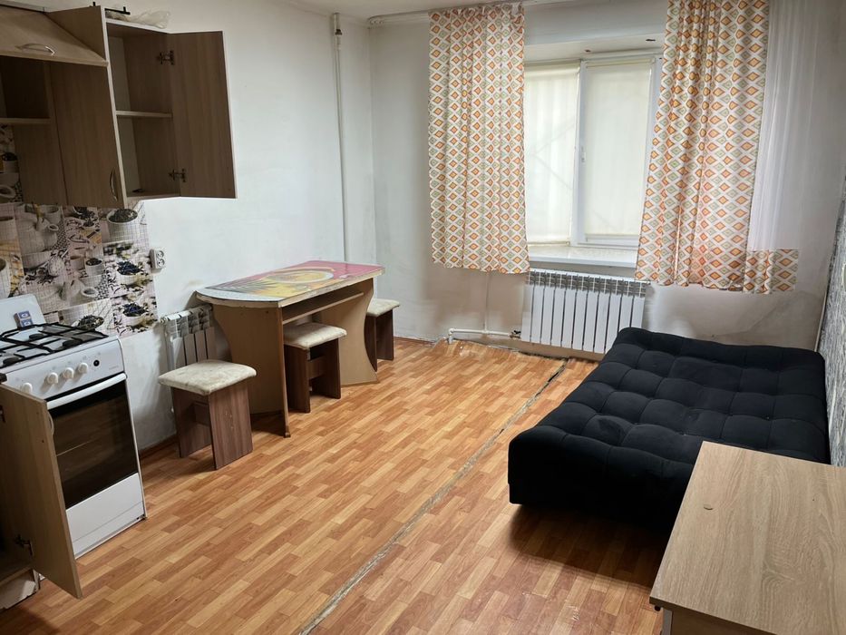 Сдам срочно комнату со всеми удобствоами мебель всё новая