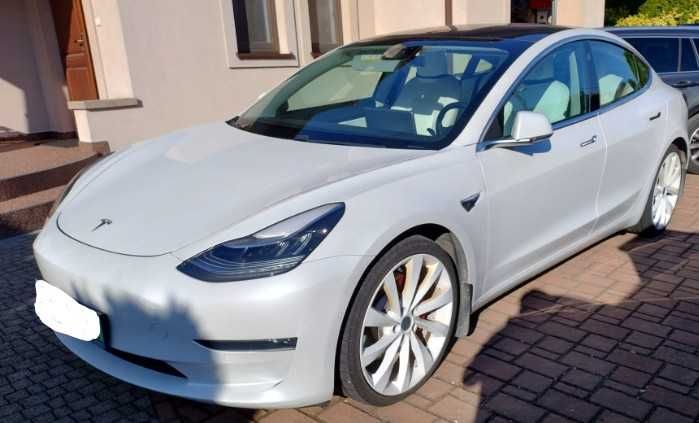 TESLA 3 Performance Long Range Full White