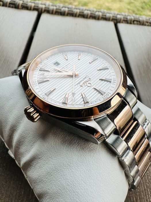 Omega Seamaster Aqua Terra Gold mecanism automatic