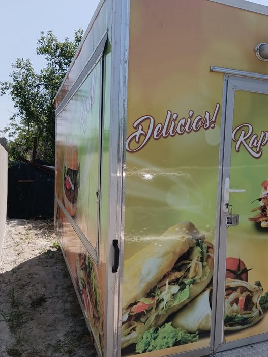 Rulota comerciala fast food