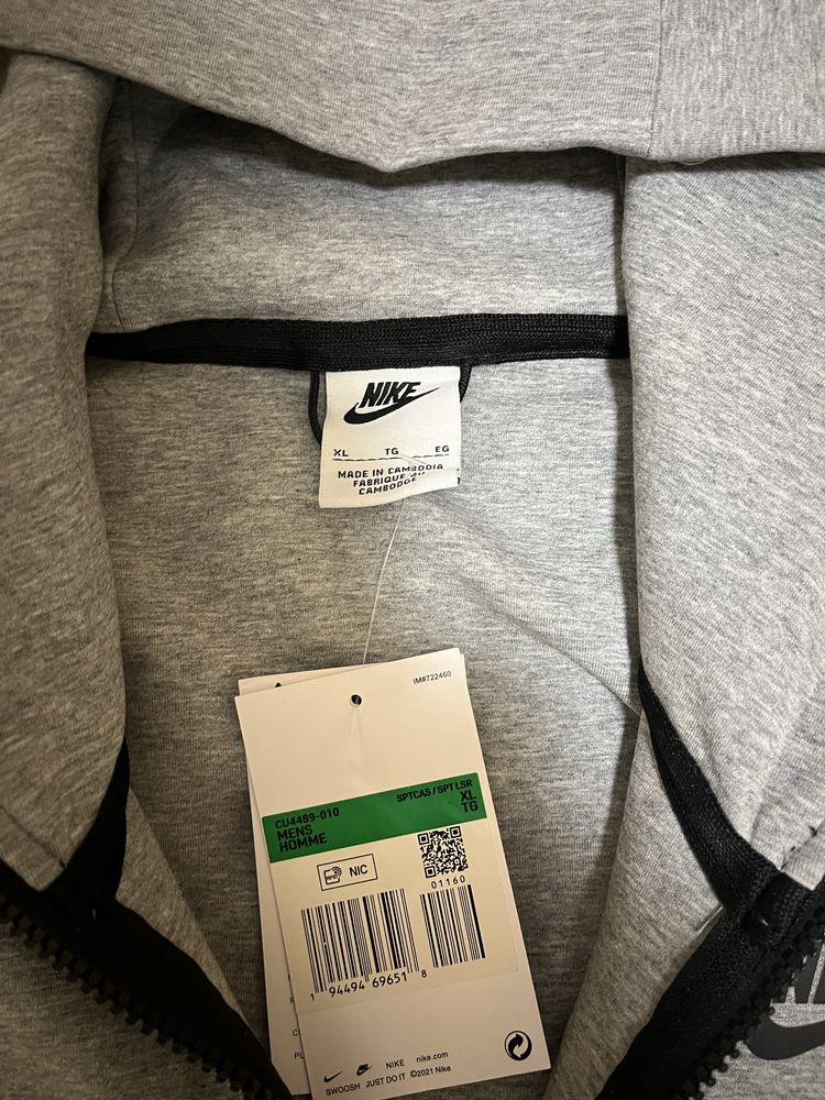 Nike tech fleece сив ОРИГИНАЛЕН