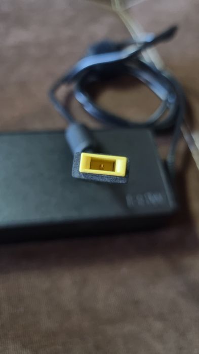 135W зарядно за лаптоп Lenovo Y серия, IdeaPad, Legion и Thinkpad