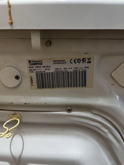 Работеща пералня hotpoint ariston 6kg
