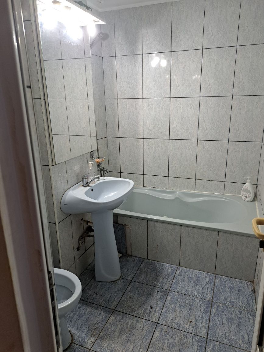 Apartament 3 camere + beci