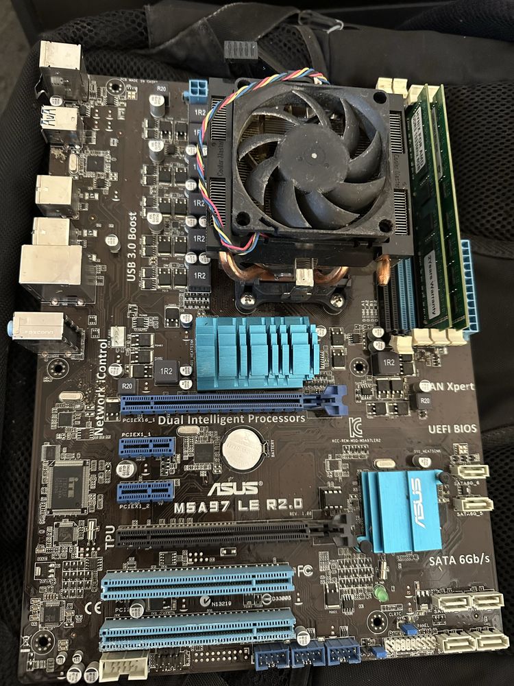 Дънна платка ASUS M5A97 и процесор AMD FX-8350 и рам16 gb